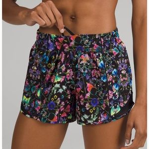 Hotty Hot Low-Rise Lined Short 4"